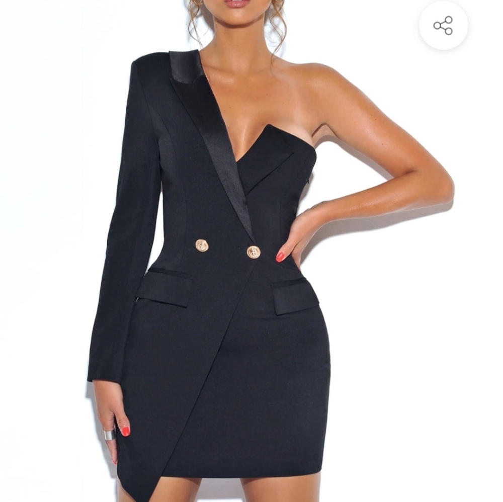 Chic One Shoulder Black Dress